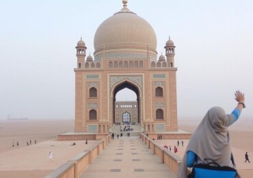 Персидский залив: морское путешествие между небом из стекла и древними островами