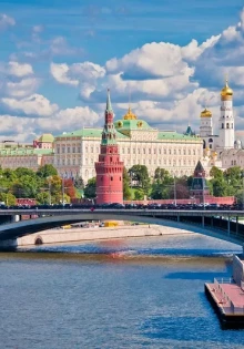 Путеводитель по Москве: открытие города во всех его измерениях
